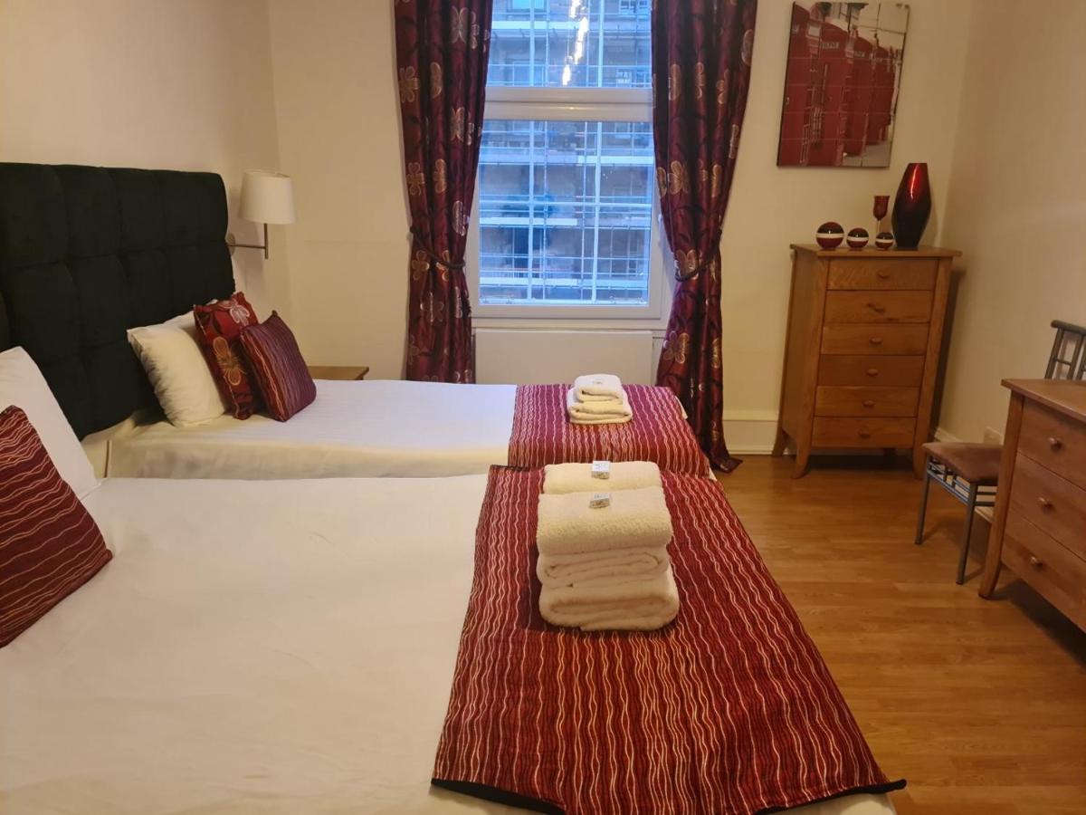 Parliament Square - Royal Mile Apartment Edinburgh Bagian luar foto