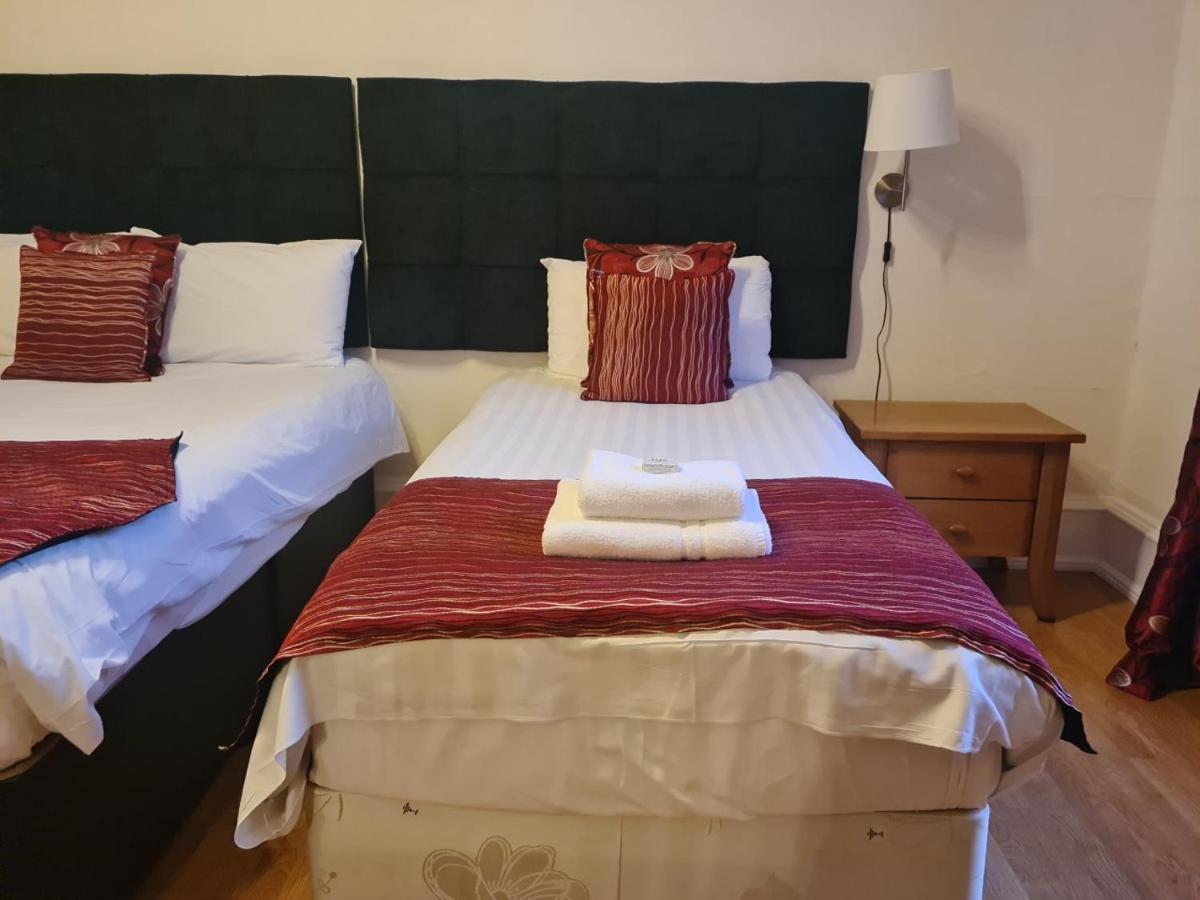 Parliament Square - Royal Mile Apartment Edinburgh Bagian luar foto
